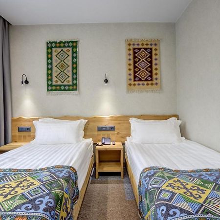 My Hotel بيشكيك المظهر الخارجي الصورة