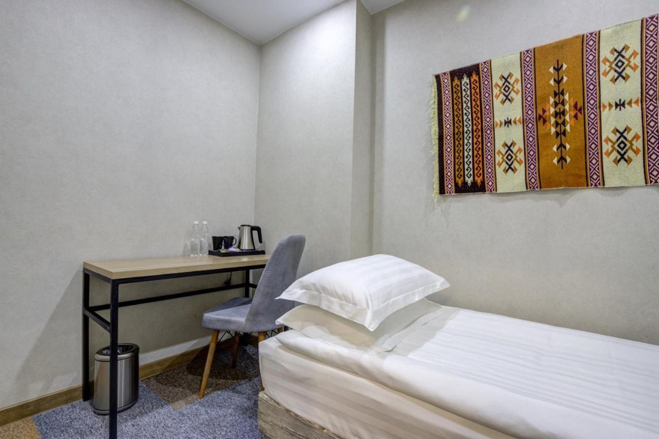 My Hotel بيشكيك المظهر الخارجي الصورة